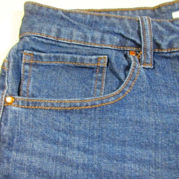 tgla womens dark wash distressed rawhem stretch high rise jean shorts 29 EUC - Picture 2 of 5